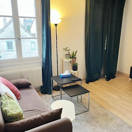 T3 De 55M2 Au Centre De Chartres Avec Parking Daire Dış mekan fotoğraf